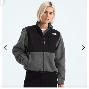 The North Face Women's Denali Fleece Jacket-Size Medium/Large